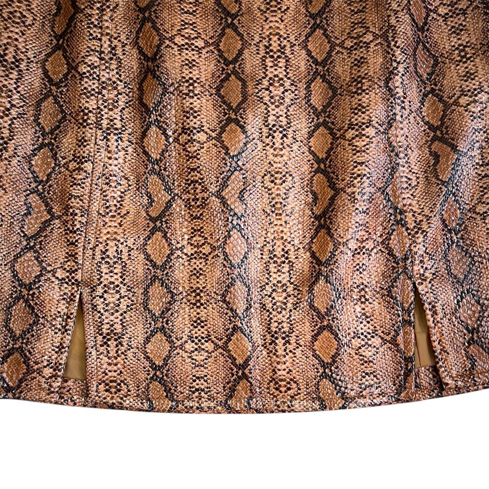 Urban Outfitters Snakeskin Print Faux Leather Mini Skirt Size Medium - Picture 5 of 8